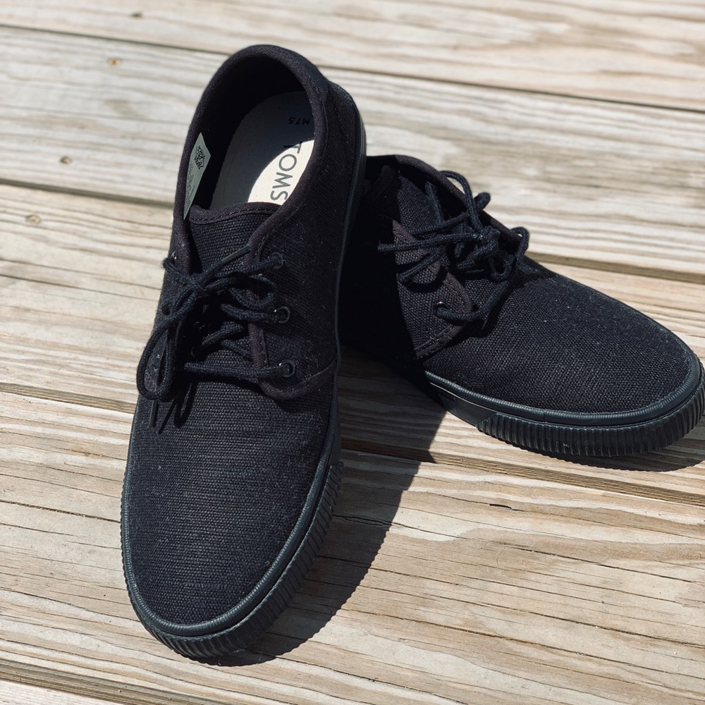 Toms men shoes (NEW)